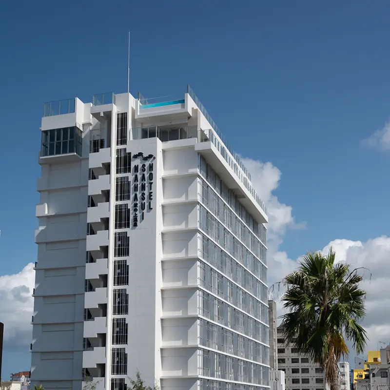 ホテルサンスイナハ ルーフトップバー