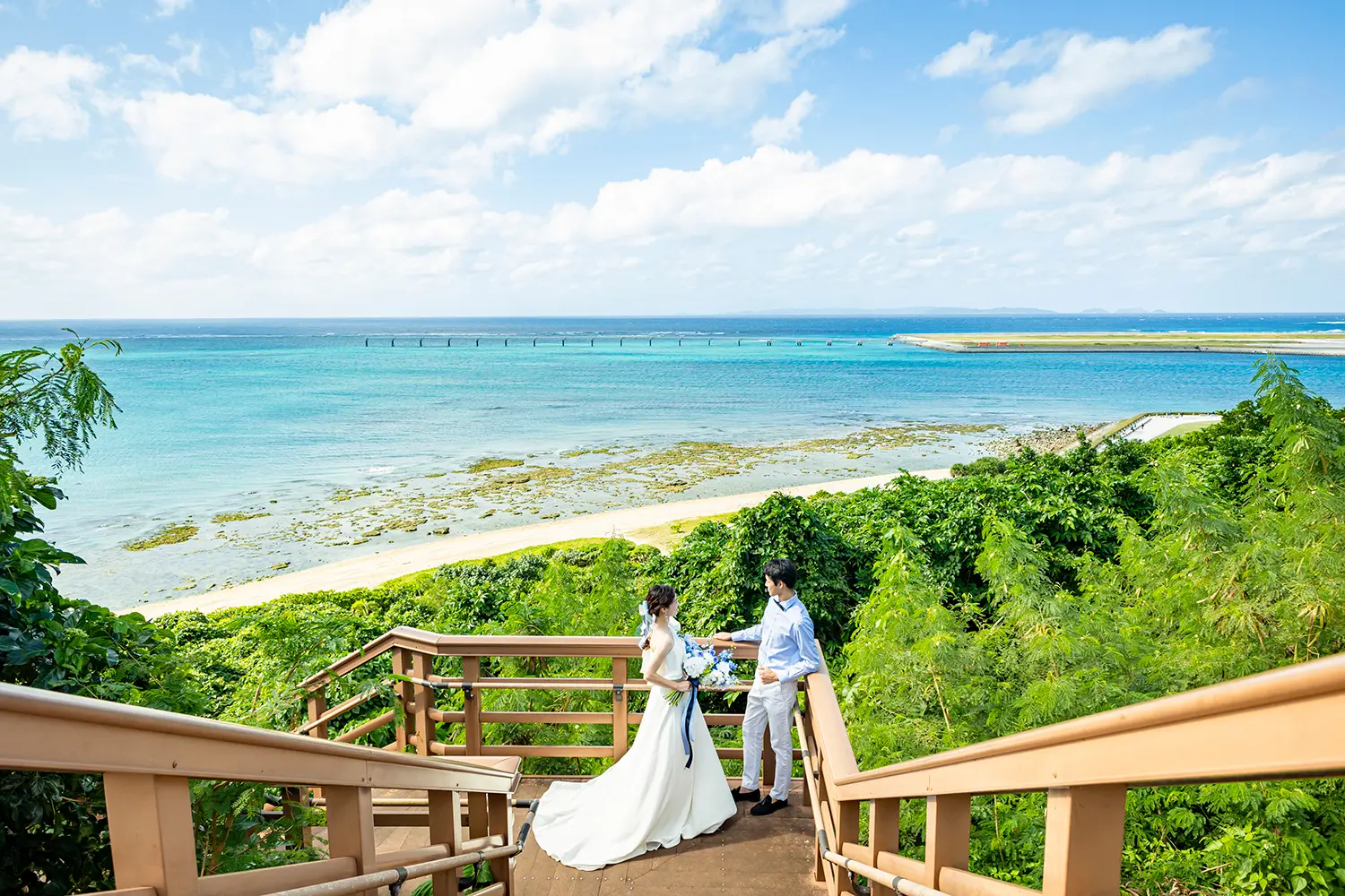 恋の島で紡ぐリゾートウエディング